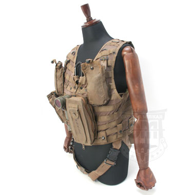 SURVIVAL VEST CMU-33/P22P-18(V) COYOTE 米軍放出品