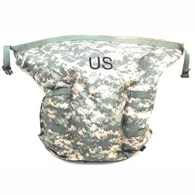 米軍放出品 新品軍用
US ARMY JSLIST BAG 
ACUカラーのナイロン製
リュックショルダーがあり、リュックとしての機能はもちろんですが、両サイドにファスティックがありロールにして固定するようになっております。
BAG中には4箇所の仕切りがあります。
ケミカルスーツなど防毒服などを収納する専用のBAGのようです。
デザイン的にもカッコイイBAGなのでコレクション、普段用にいかがでしょうか？


サイズ60×70×15cm