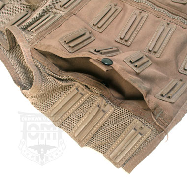 SNAP TRACK DESERT SURVIVAL VEST 米軍払い下げ品の商品詳細