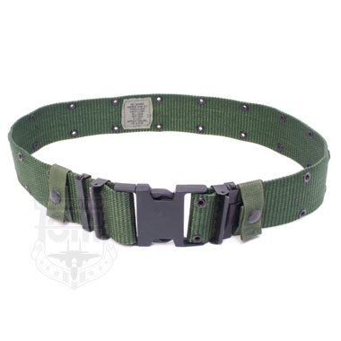 米軍払い下げ品 軍用実物

BELT INDIVIDUAL EQUIPMENT NYLON LC-2A

LC-2A ナイロン製ピストルベルト

バックスが大型のプラスチック製になっており、脱着も簡単に行えます。

強度もあり、しっかりした作りになっています。

米軍の基本装備の弾帯ベルトですので、コレクション、コスプレなどにいかがでしょうか?

※中古品に関してはバックル付近のドットボタンがついたナイロンスティックが欠品している場合がございます。

※画像とベルトの色味やタグが異なる場合があります。
