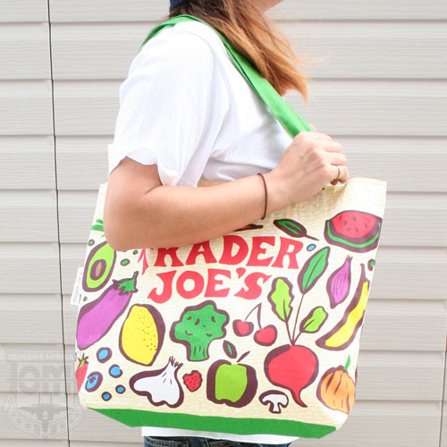 トレーダージョーズ TRADER JOES REUSABLE SHOPPING BAGの商品詳細