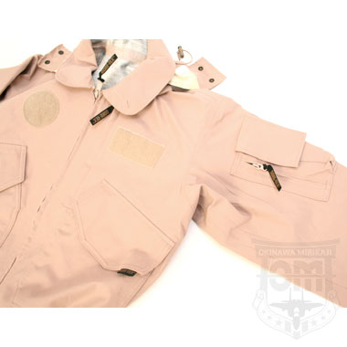 US CWU-106/P GORE-TEX フライトジャケット TAN 米軍放出品の商品詳細