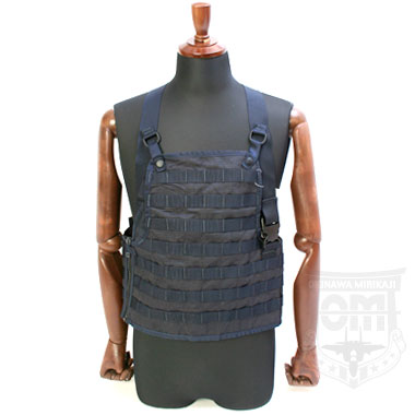 米軍放出品

SDS IMPROVED RACK VEST STYLE S0006 MIDNIGHT BLUE

SDSのラックベストです。

専用ポーチを好きな位置に取り付けできる機能的なベストです。
また、腰周りには地図などを収納するスペースがございます。


【サイズ】
サイズ:フリー