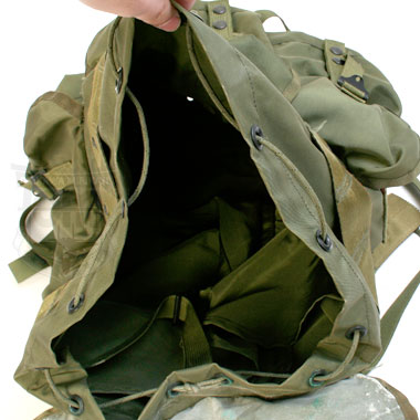 FIELD PACK COMBAT NYLON MEDIUM LC-2 OD アリスパック