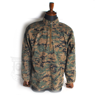 米軍放出品 軍用実物

INCLEMENT WEATHER COMBAT SHIRT WOODLAND MARPAT
FROG IWCS マーパット

難燃性の生地を使用したコンバットシャツ

両肩や両肘に当て布で補強されており、袖の肩側にはポケットがあります。

･FR RAYON ･PARA-ARAMID ･NYLON
･MODACRYLIC ･LYOCELL ･URETHANE ･ePTFE

【サイズ】
サイズ:M-R
肩幅:約48cm 身幅:約62cm 着丈:約68m 袖丈:約71cm 袖下:約60cm