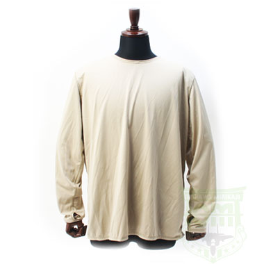 米軍放出品 軍用実物

ARMY ECWCS GEN3 L1 アンダーシャツ

UNDERSHIRT LIGHT WEIGHT COLD WEATHER (GEN3)

薄地で素材が伸び縮みするので着心地がとてもいいです。
米兵が戦闘服の中から着るシャツです。
袖口には親指を通す穴もございます。

シンプルで丈夫なシャツですので、普段用などにいかがでしょうか？

※商品によりイメージ画像とタグが異なる場合がございます。
　予めご了承下さいませ。


