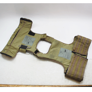 PARACLETE BODY ARMOR TAN ワッペン付き