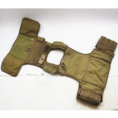 PARACLETE BODY ARMOR TAN ワッペン付き