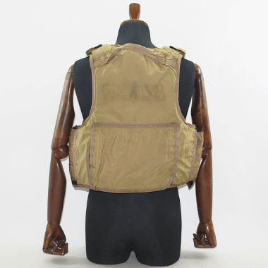 PARACLETE BODY ARMOR TAN ワッペン付き