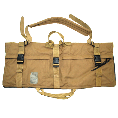 米軍放出品 軍用実物

SPARE BARREL BAG TAN バレルバッグ

カラー：TAN

サイズ：約32×72×4cm

使用し加熱した銃身を収納するバッグです。

全体的に少し肉厚です。

キャンプ用品などの収納にいかがでしょうか。




