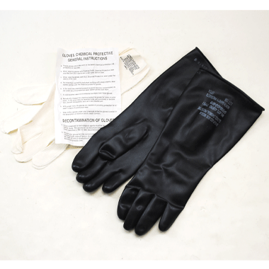 米軍放出品 軍用実物

GLOVES CHEMICAL ガスマスク ケミカルグローブ

カラー：ブラック

サイズ：M

素材：ラバー

ゴム製で厚手なグローブ、
ガスマスクの防毒スーツ用手袋です。

コットングローブも付属しております。

