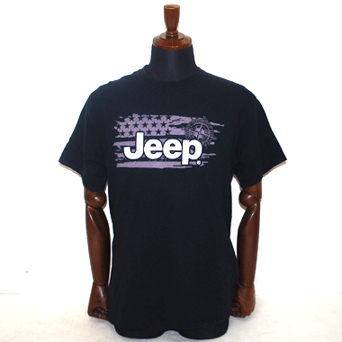 米軍放出品

ミリタリープリントTシャツ JEEP ブラック

カラー：ブラック

サイズ：L
身幅：約50cm　身丈：約73cm
肩幅：約47cm　袖丈：約19cm

素材：コットン100％

サバゲー後のお着替えなどにいかがでしょうか。

※米軍放出品の為、画像の程度とは若干異なる場合がございますので予めご了承下さい。
(キズ、へこみ、汚れ、穴あき、ほつれ、文字書入れ(名前、ナンバー)など