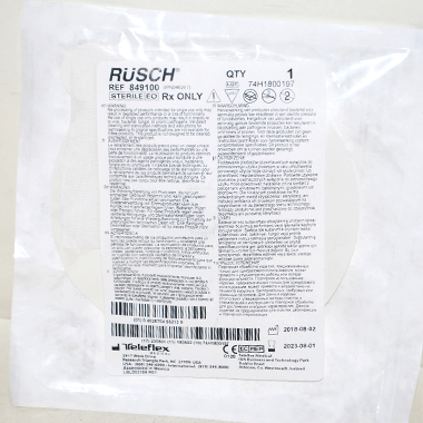 米軍放出品 軍用実物

RUSCH ASHERMAN CHEST SEAL チェストシール

カラー：ホワイト

サイズ：直径約14cm

本体後ろにゴム製の管がございます。

ガーゼ付き

軍用のメディカル用品です。

※米軍放出品の為、画像の程度とは若干異なる場合がございますので予めご了承下さい。
(キズ、へこみ、汚れ、穴あき、ほつれ、文字書入れ(名前、ナンバー)など