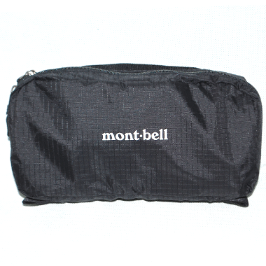 米軍放出品

mont-bell モンベル トラベルキットパック ブラック

カラー：ブラック

サイズ：約10×20×5cm

素材：ナイロン 

リップストップ

旅行やキャップなどの小物入れとしていかがでしょうか。

ほぼ使用なし。

※米軍放出品の為、画像の程度とは若干異なる場合がございますので予めご了承下さい。
(キズ、へこみ、汚れ、穴あき、ほつれ、色味、文字書入れ(名前、ナンバー)など