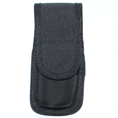 米軍放出品

TUFF MACE POUCH ナイロン メイスポーチ ブラック MADE IN USA

カラー：ブラック

サイズ：約14×7×6cm
収納部：約3.5×4×12cm

素材：ナイロン

催涙スプレー スプレーポーチ

※米軍放出品の為、画像の程度とは若干異なる場合がございますので予めご了承下さい。
(キズ、へこみ、汚れ、穴あき、ほつれ、色味、文字書入れ(名前、ナンバー)など