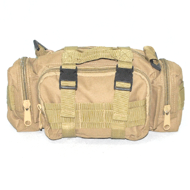 米軍放出品

ユーティリティポーチ ストラップ付 TAN

カラー：TAN

サイズ：約18×30×12cm

素材：ナイロン

手提げポーチ、バッグへ装着しカスタマイズなど。

ベルトに通してウエストバッグとしてもお使い頂けます。

※米軍放出品の為、画像の程度とは若干異なる場合がございますので予めご了承下さい。
(キズ、へこみ、汚れ、穴あき、ほつれ、色味、文字書入れ(名前、ナンバー)など