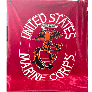 米軍放出品

USMC MARINE CORPS 大型 ブランケット 毛布 美品 

カラー：レッド

サイズ：約230×200cm

素材：フリース

状態いいです。おそらく未使用品かと思われます。

※米軍放出品の為、画像の程度とは若干異なる場合がございますので予めご了承下さい。
(キズ、へこみ、汚れ、穴あき、ほつれ、色味、文字書入れ(名前、ナンバー)など