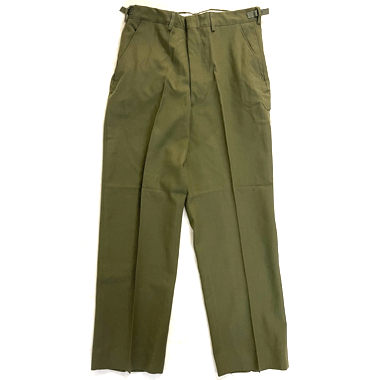 米軍放出品 軍用実物

US ARMY M-51 ウールパンツ OD

TROUSERS COLD WEATHER MENS FIELD WOOL M-1951

カラー:OD

サイズ:M-R/L-R
M-R ウエスト:92cm 総丈:110cm 股下:78cm もも幅:36cm 裾幅:24cm
L-R  ウエスト:96cm 総丈:110cm 股下:78cm もも幅:36cm 裾幅:24cm

素材:ウール100%

ミリタリーファッションには外せないオリーブカラーのウールパンツ。

Tシャツからスウェットシャツ、ジージャン。相性抜群です。

※米軍放出品の為、画像の程度とは若干異なる場合がございますので予めご了承下さい。
(キズ、へこみ、汚れ、穴あき、ほつれ、文字書入れ(名前、ナンバー)など

17122805