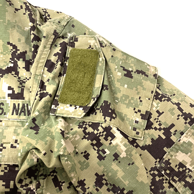 US NAVY SEABEES BLOUSE NAVY WORKING UNIFORM AOR2 TYPE3 の商品詳細｜ミリタリーショップなら 米軍放出品の専門店の沖縄ミリカジ