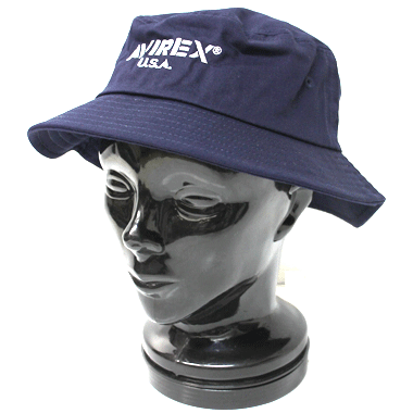 AX TWILL BUCKET HAT A バケットハット

カラー：ネイビー

サイズ：57-59cm

フロントに刺繍がございます。

