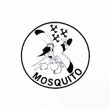 MOSQUITO PINUP GIRL PRINT T-SHIRT ホワイト