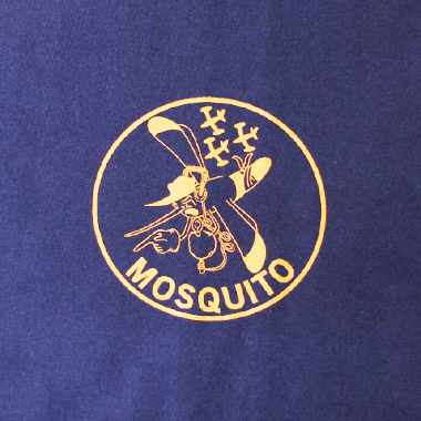 MOSQUITO PINUP GIRL PRINT T-SHIRT ネイビー