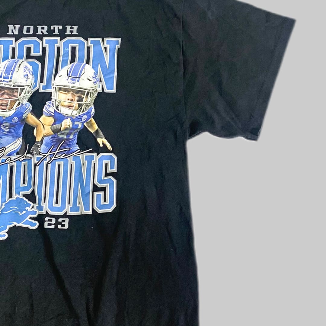 NFC NORTH DIVISION Champions 2023 プリントTシャツ