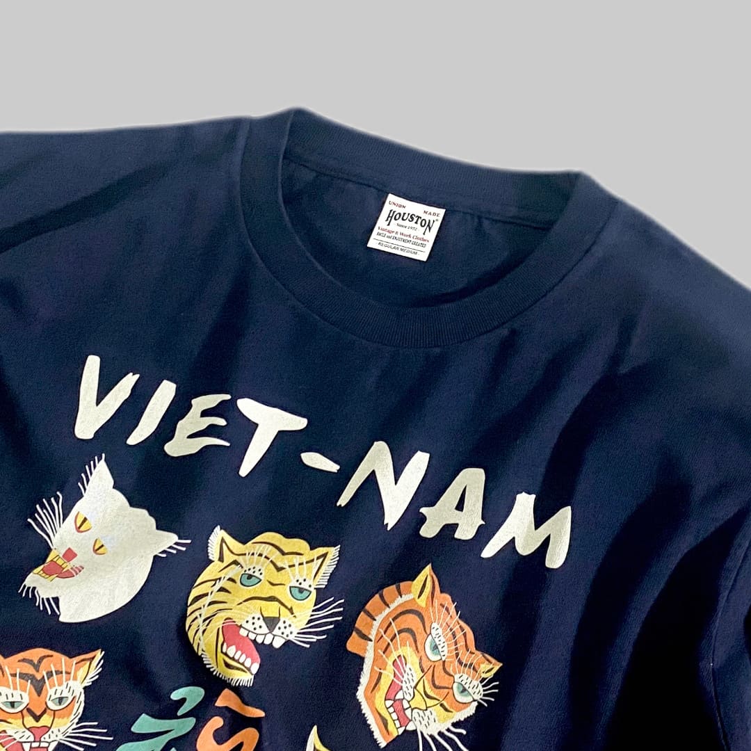 【HOUSTON】VIETNAM PRINT S/S TEE