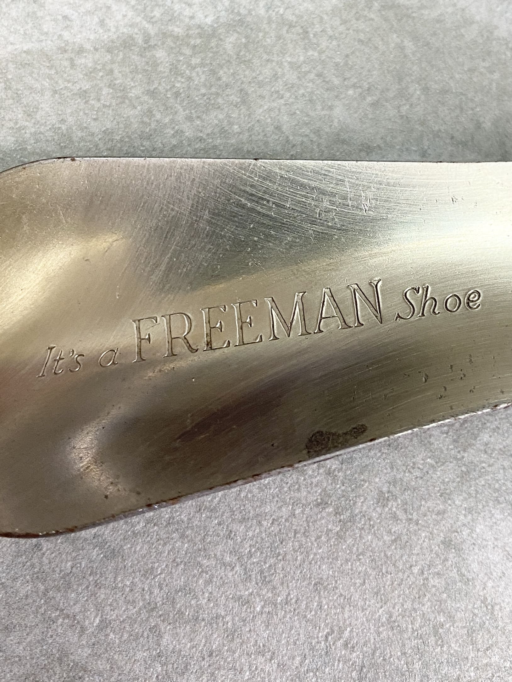 VINTAGE FREEMAN METAL SHOE HORN