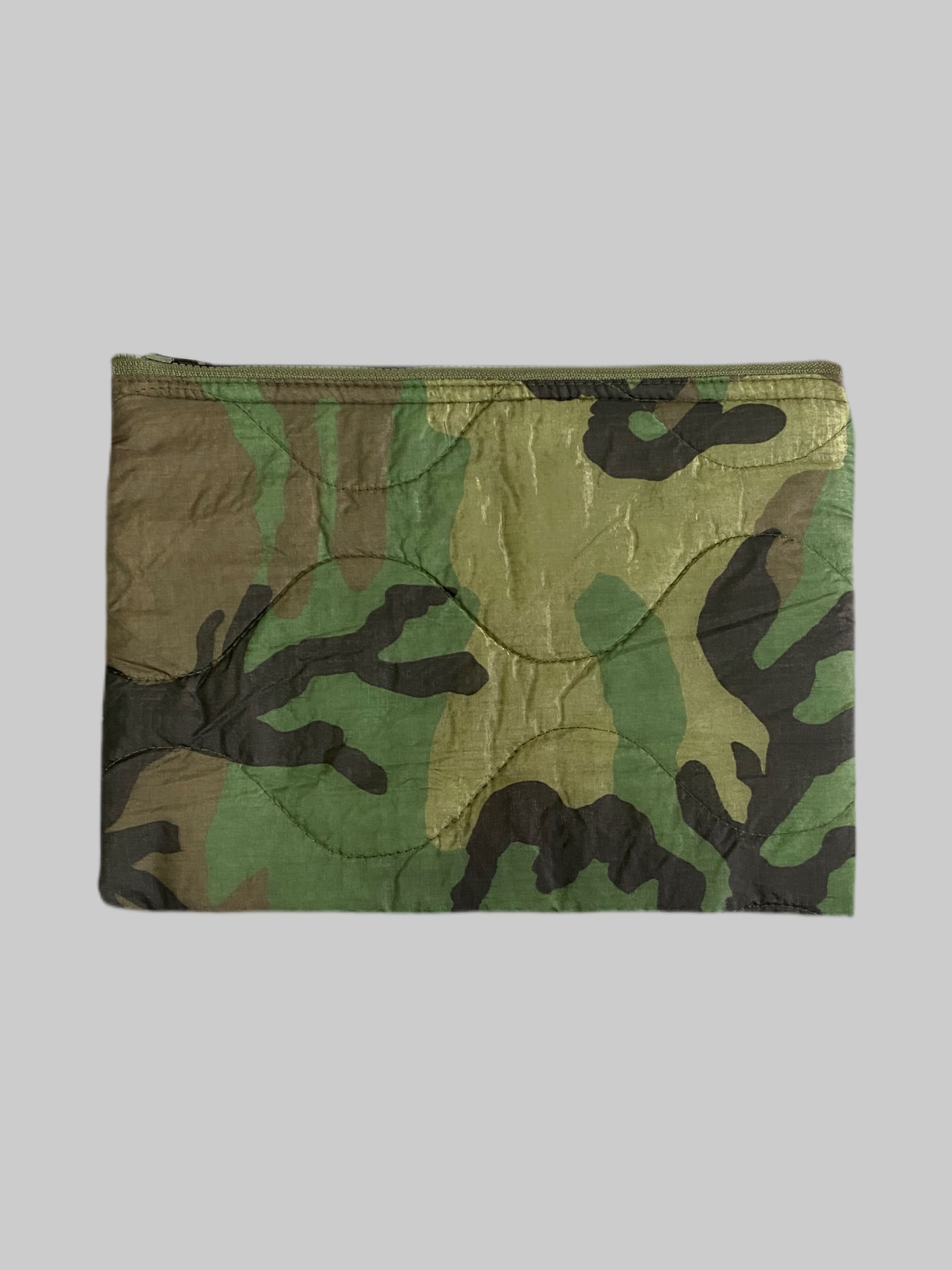 米軍実物 PONCHO LINER REMAKE POUCH リメイクポーチ