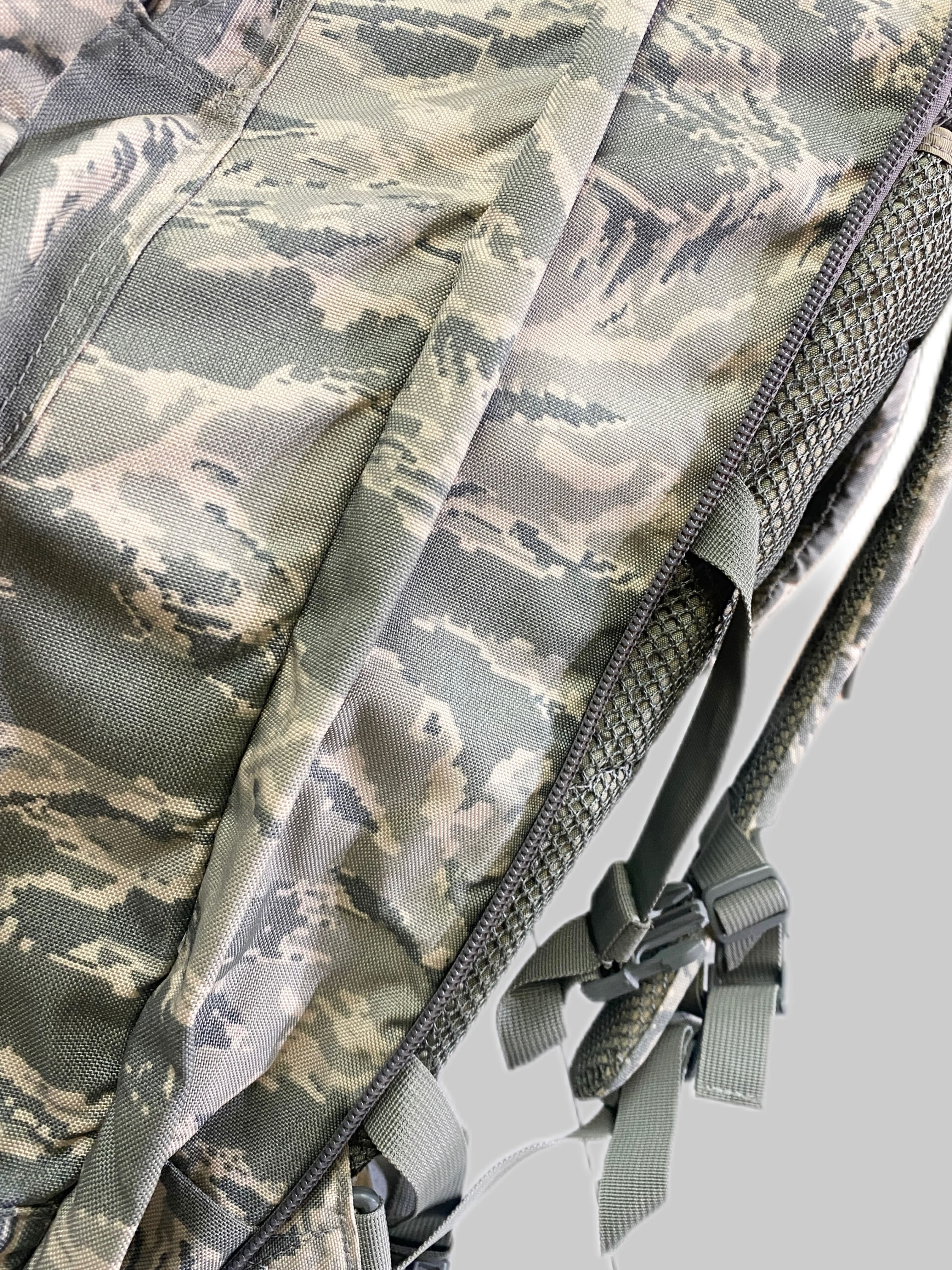 SOC SANDPIPER OF CALIFORNIA TACTICAL BAG