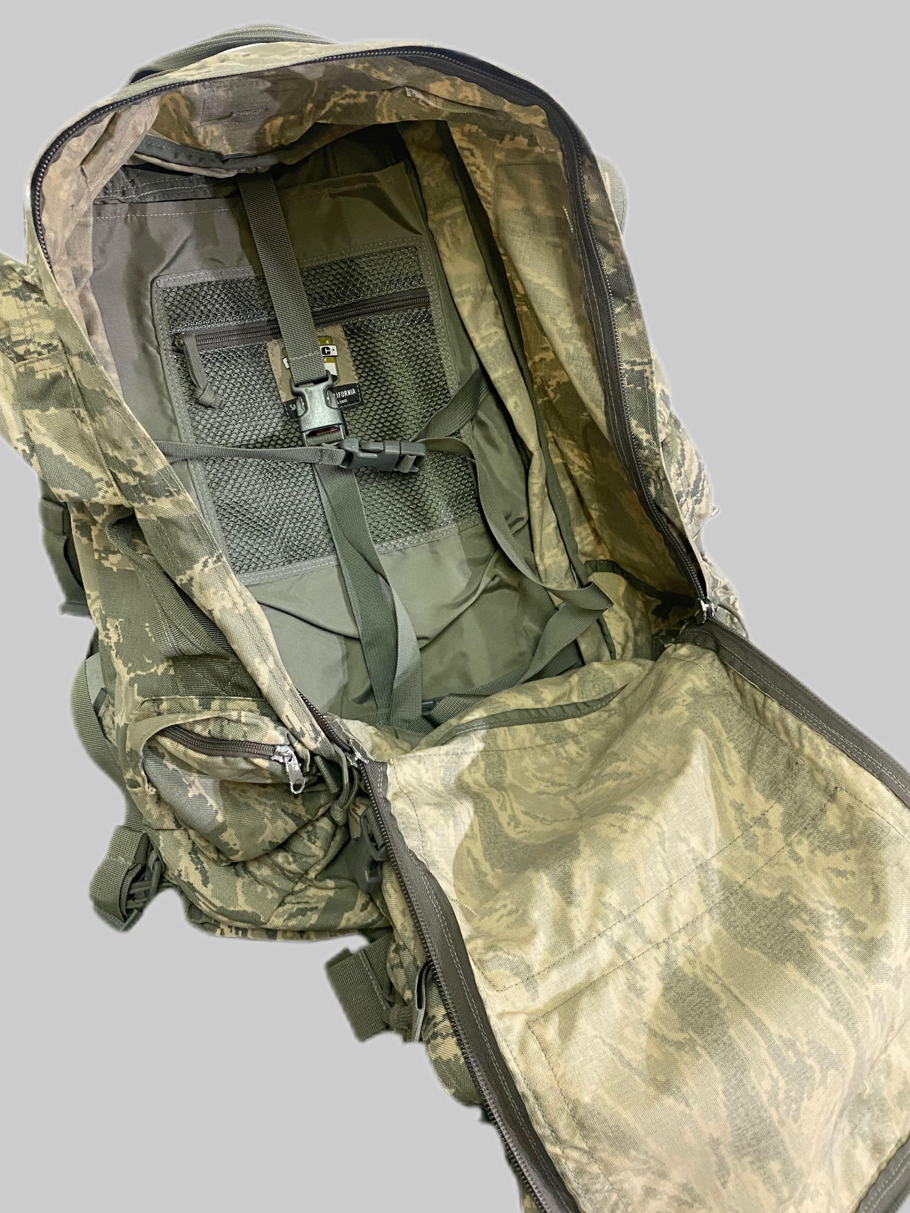 SOC SANDPIPER OF CALIFORNIA TACTICAL BAG