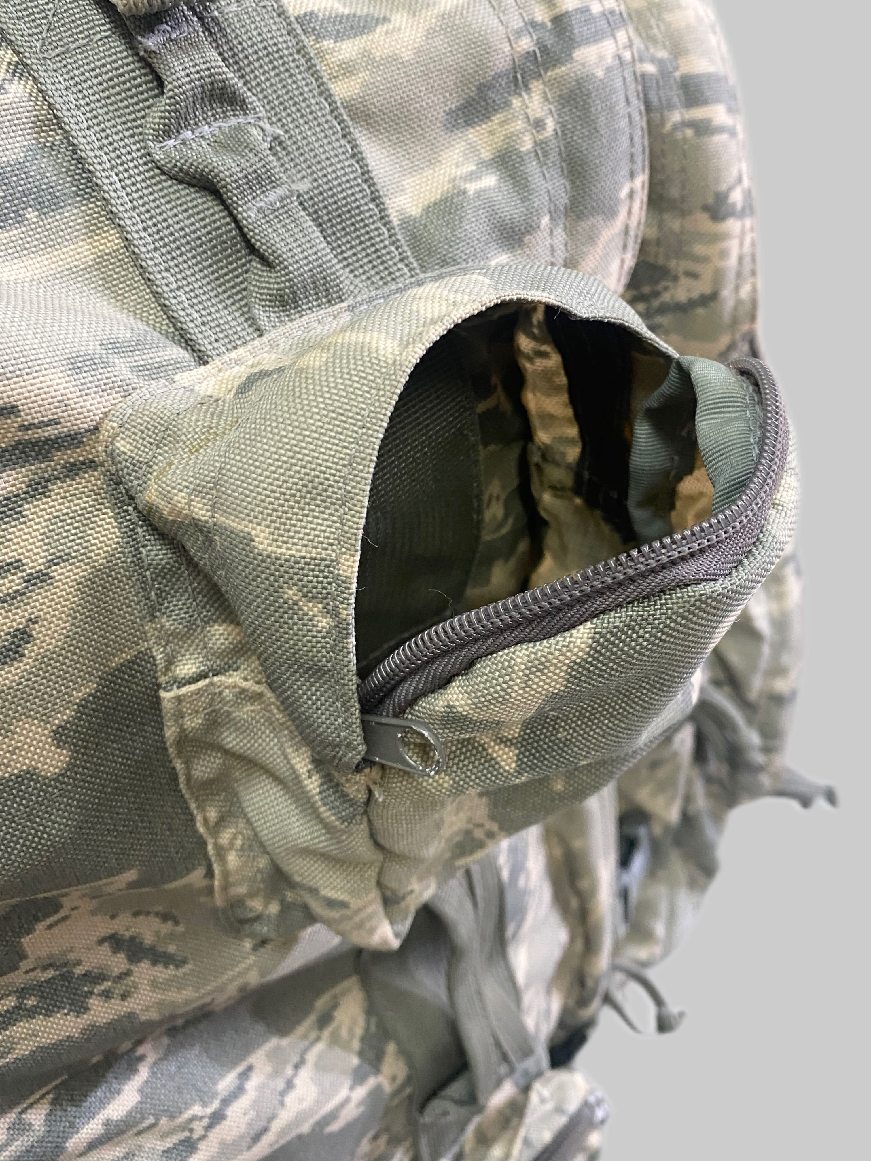 SOC SANDPIPER OF CALIFORNIA TACTICAL BAG