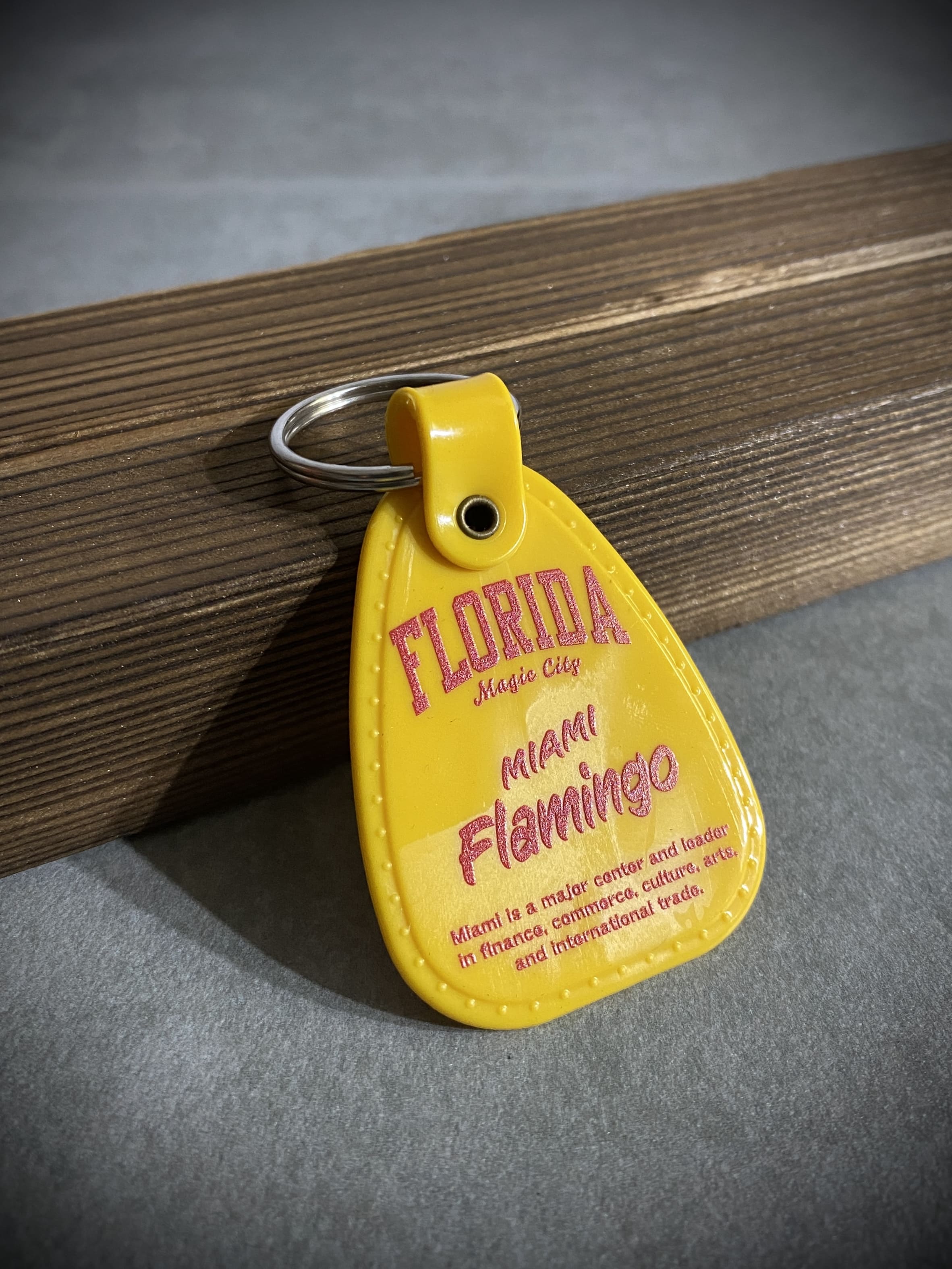 USA SADDLE KEY TAG