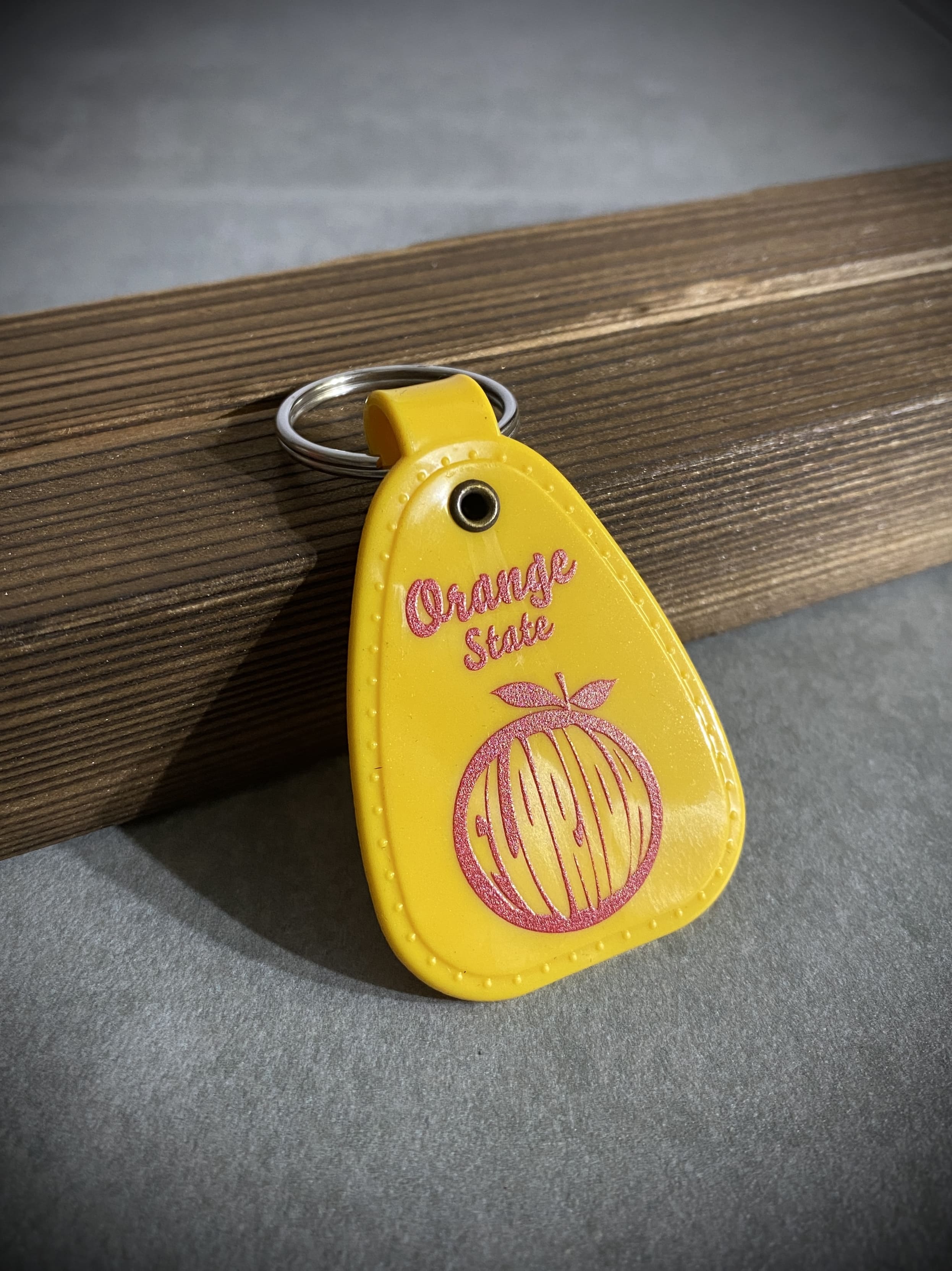 USA SADDLE KEY TAG