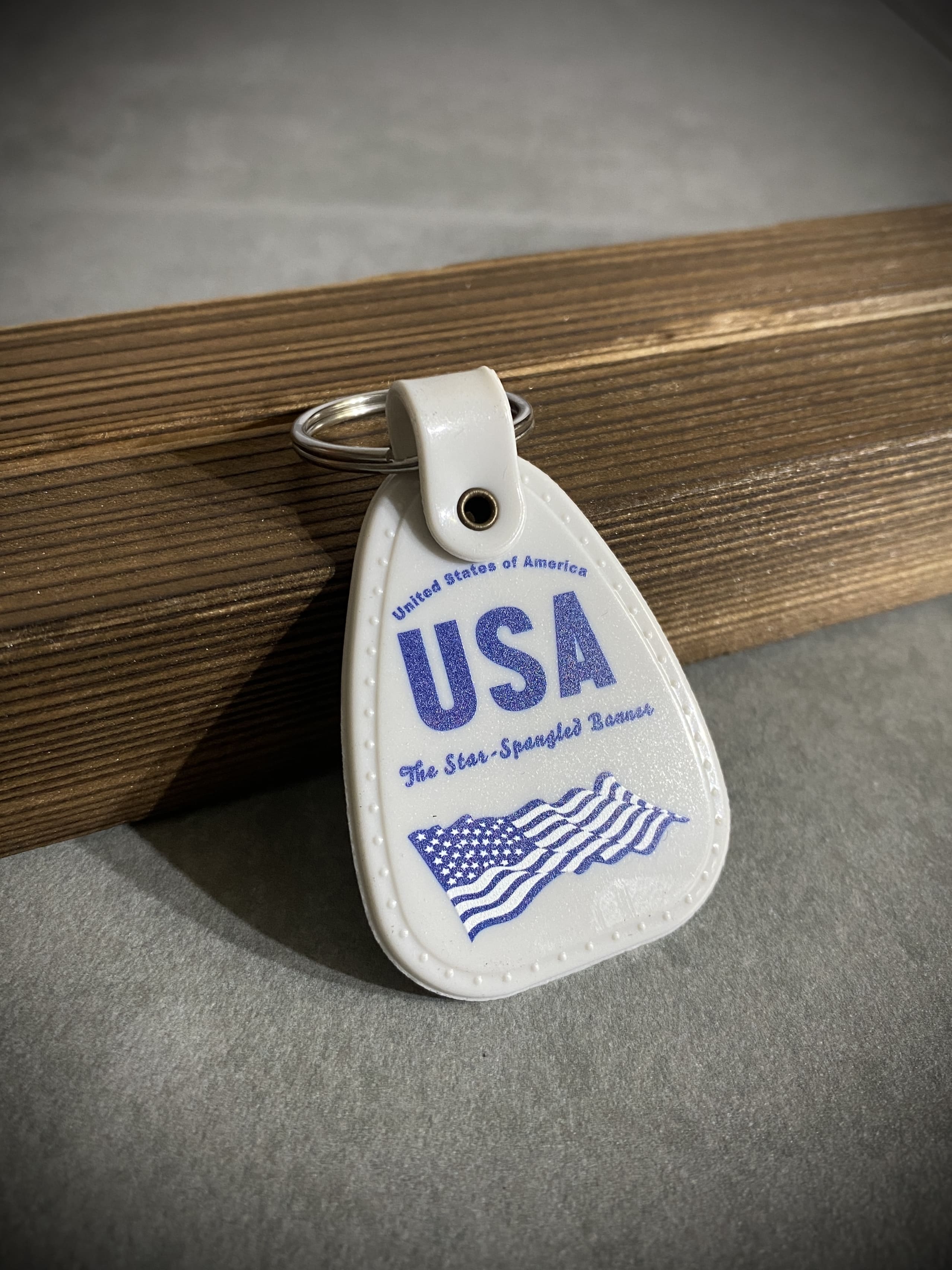 USA SADDLE KEY TAG