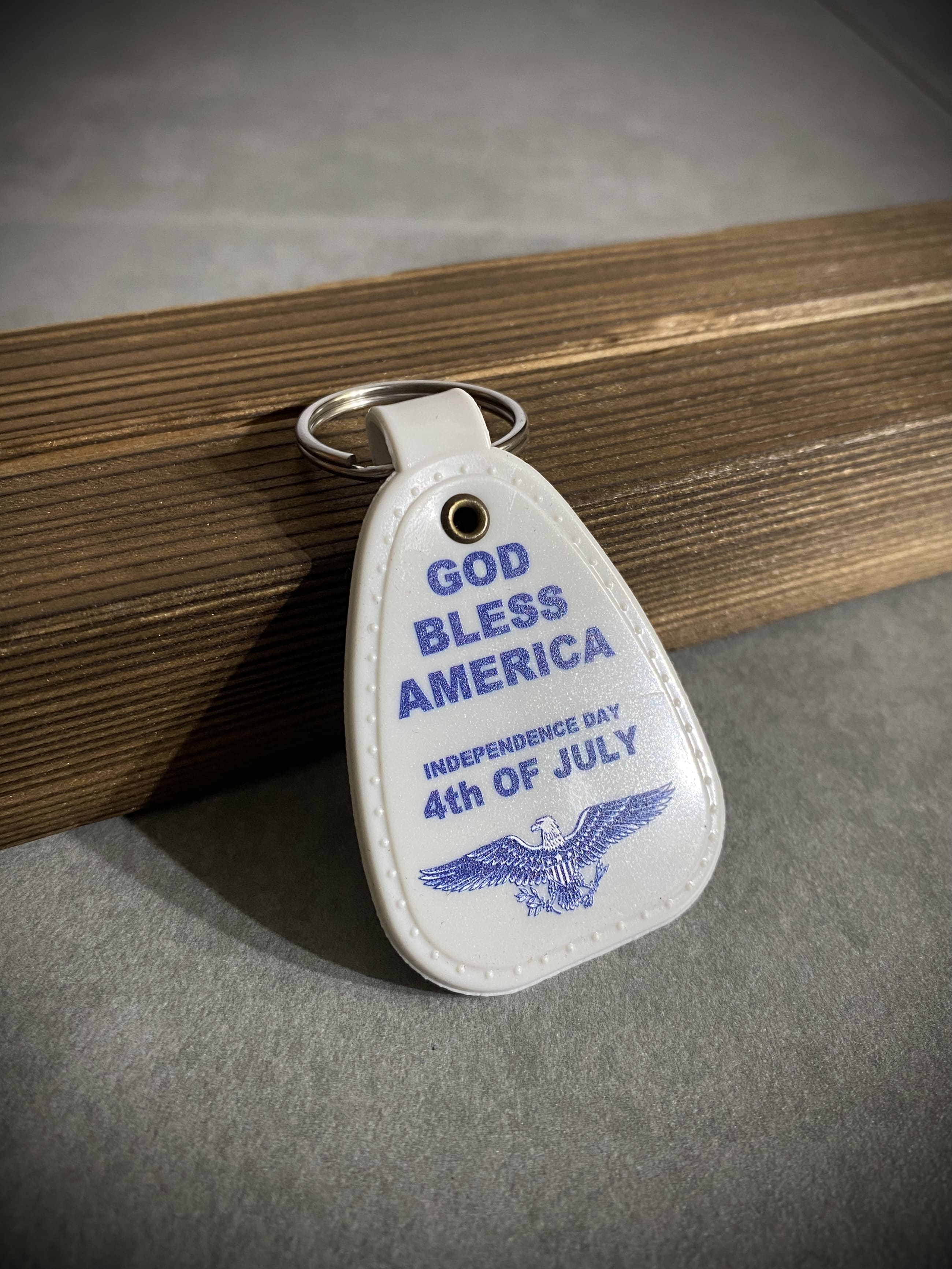 USA SADDLE KEY TAG