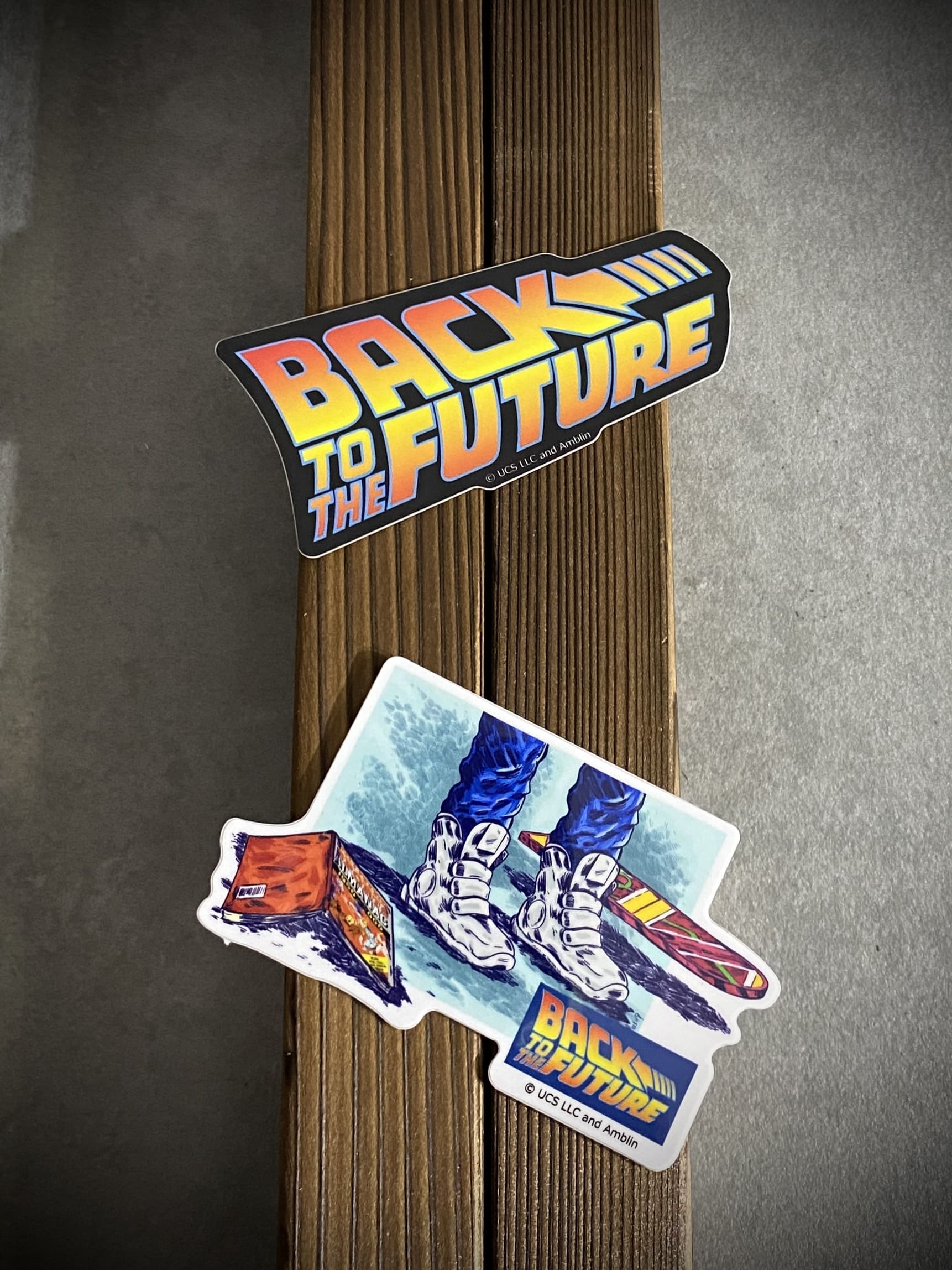 ステッカー

BACK TO THE FUTURE DIE-CUT STICKER

【カラー】ロゴ / シューズアップ

【サイズ】約8.1×3.9cm / 約8.3×4.8cm

【素材】塩化ビニール

バックトゥーザフューチャーのダイカットステッカー。

防水仕様なので、
スーツケースや車、バイクなどにオススメです。

屋外での使用も問題ございません。