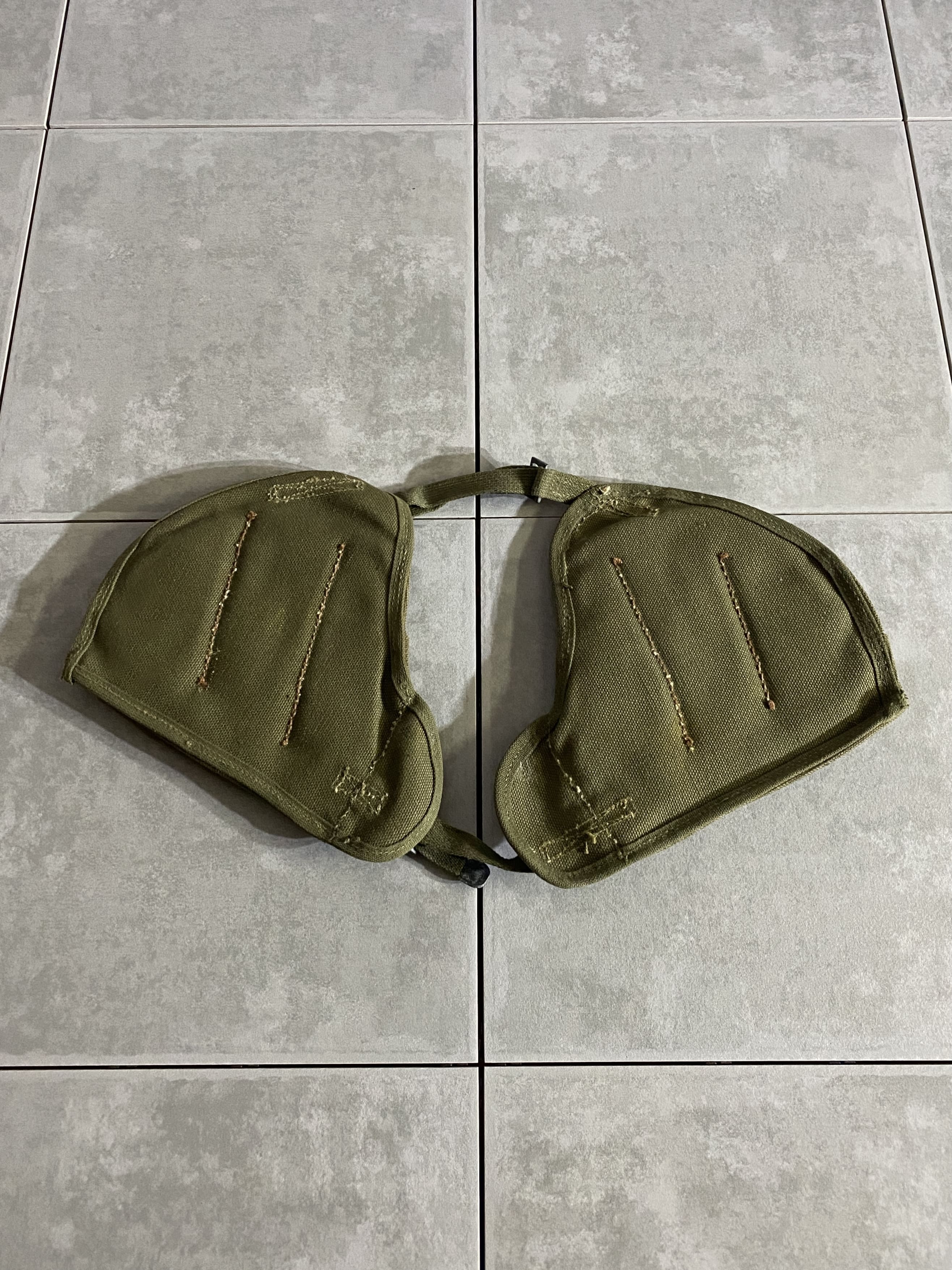 Mortar Crew Shoulder Pads