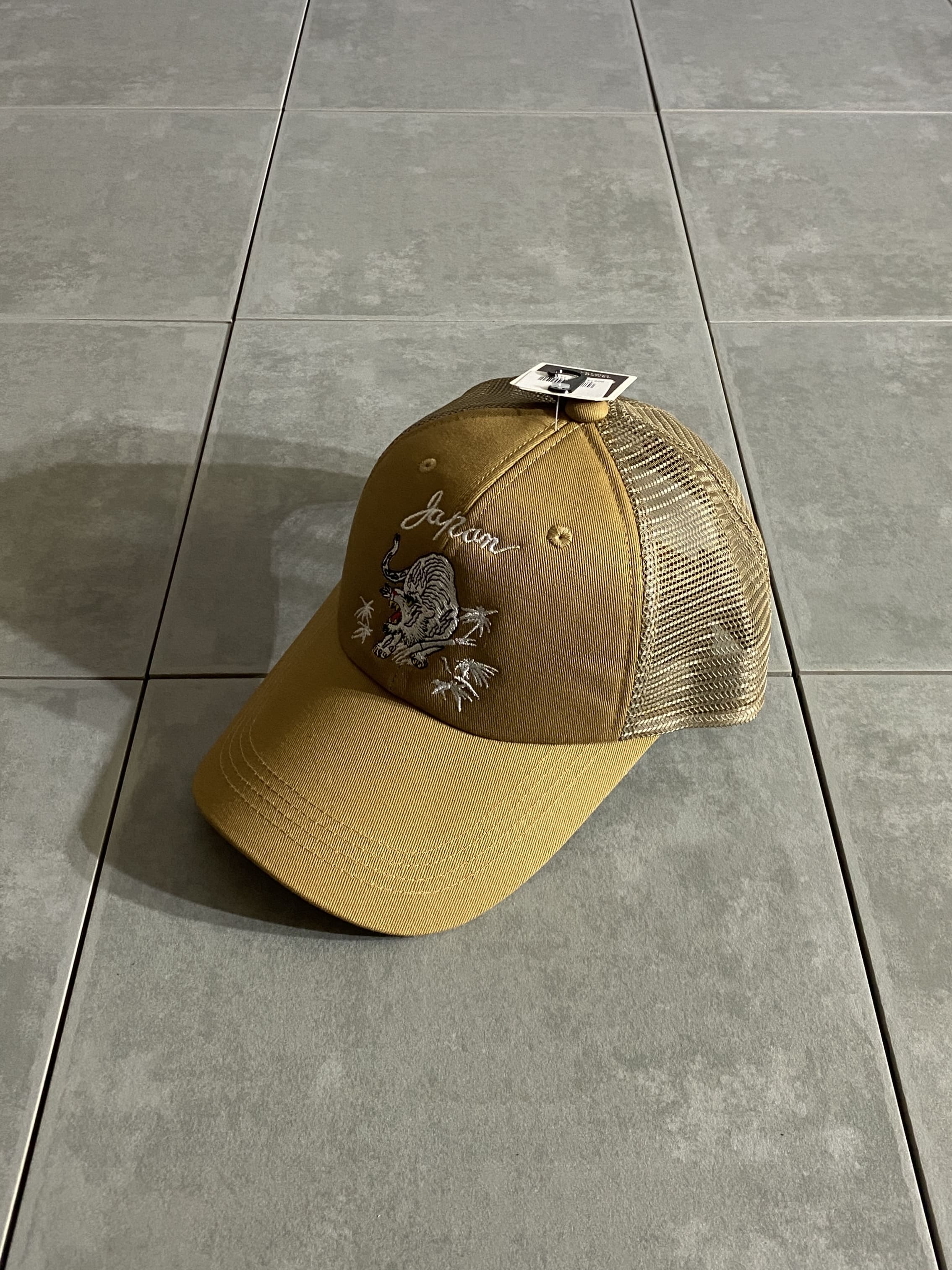 【AVIREX】AX EX SOUVENIR TIGER MOTIF MESHCAP