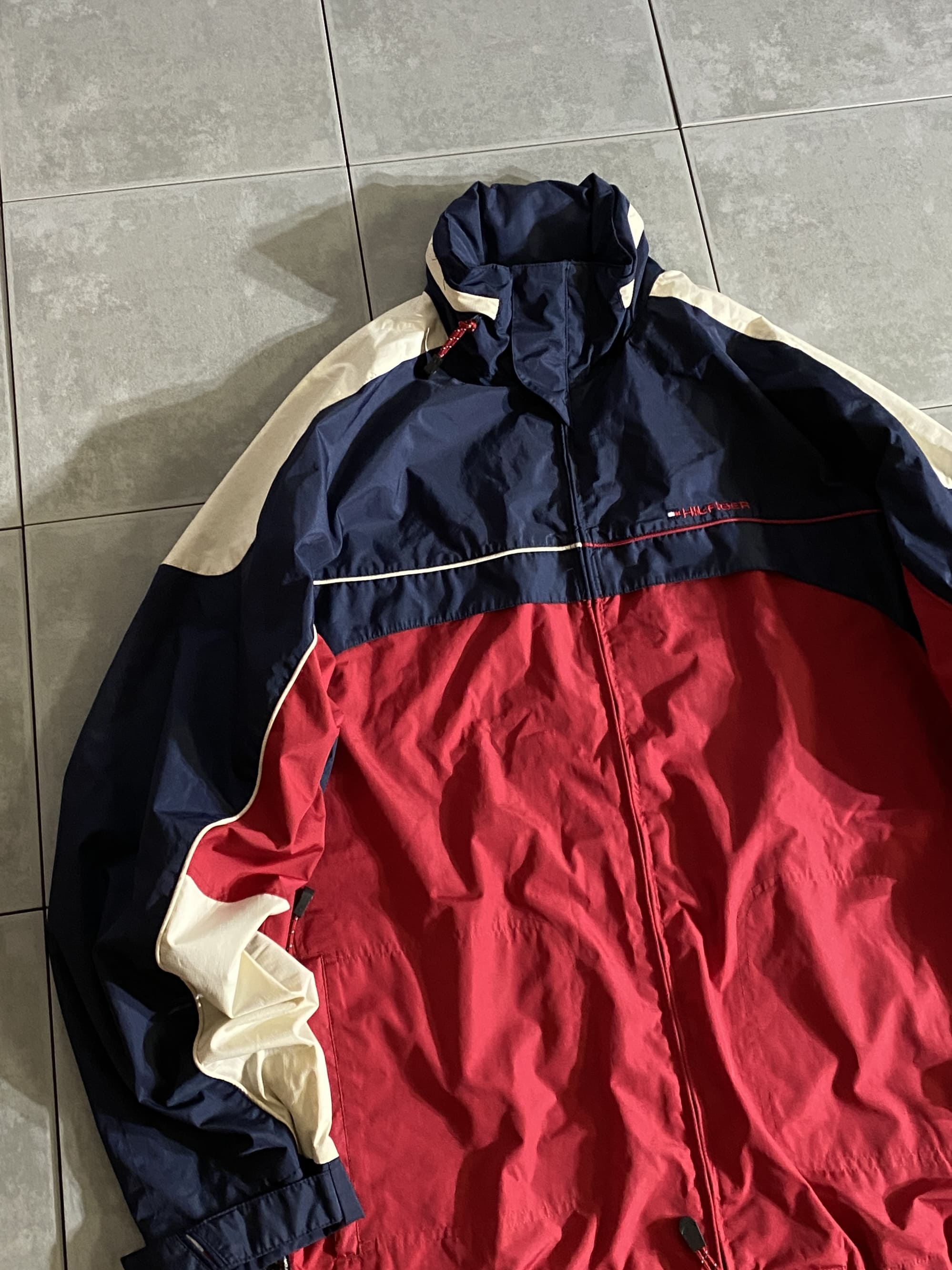 【TOMMY HILFIGER】Water Stop Nylon Jacket