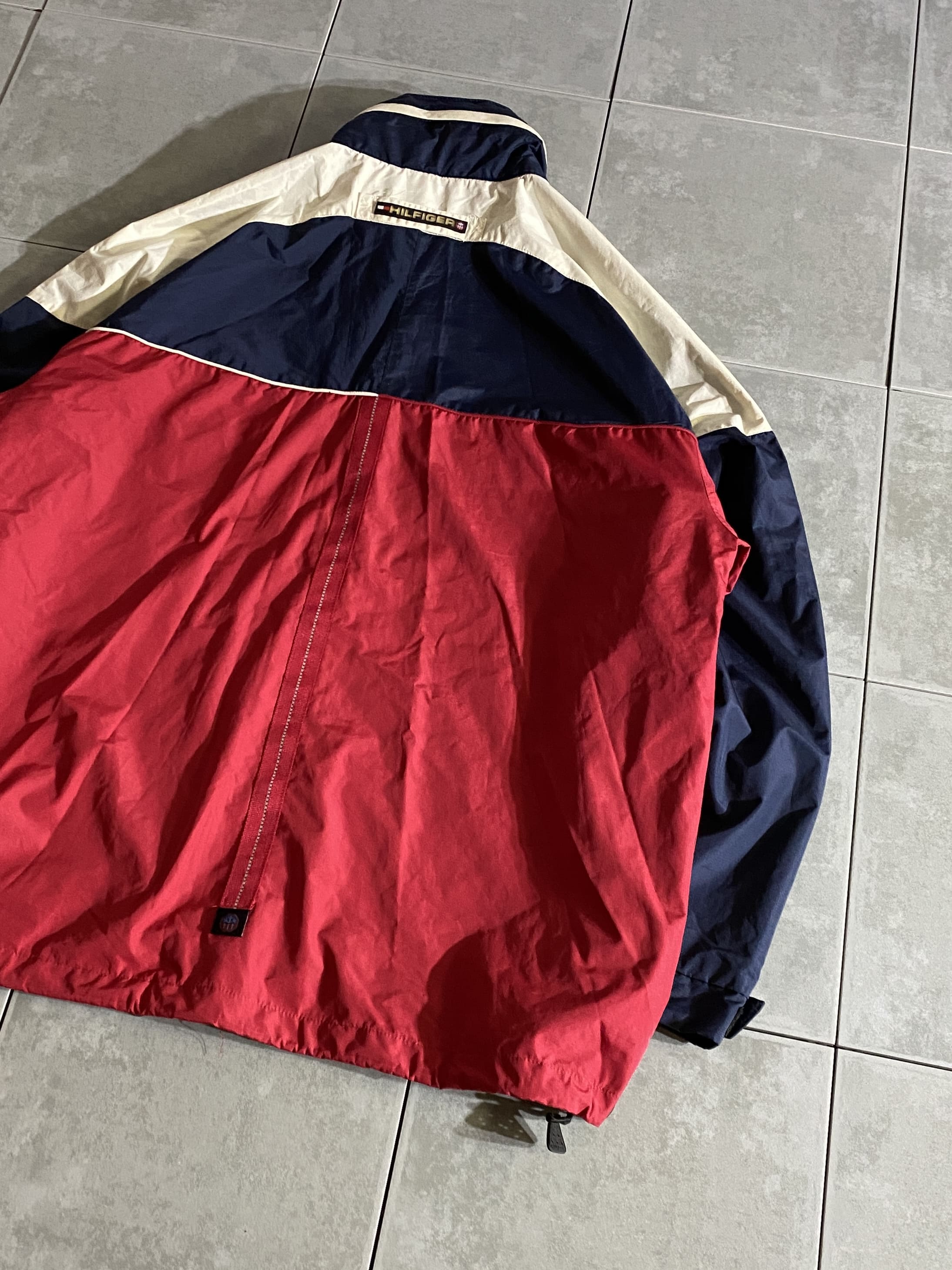 【TOMMY HILFIGER】Water Stop Nylon Jacket