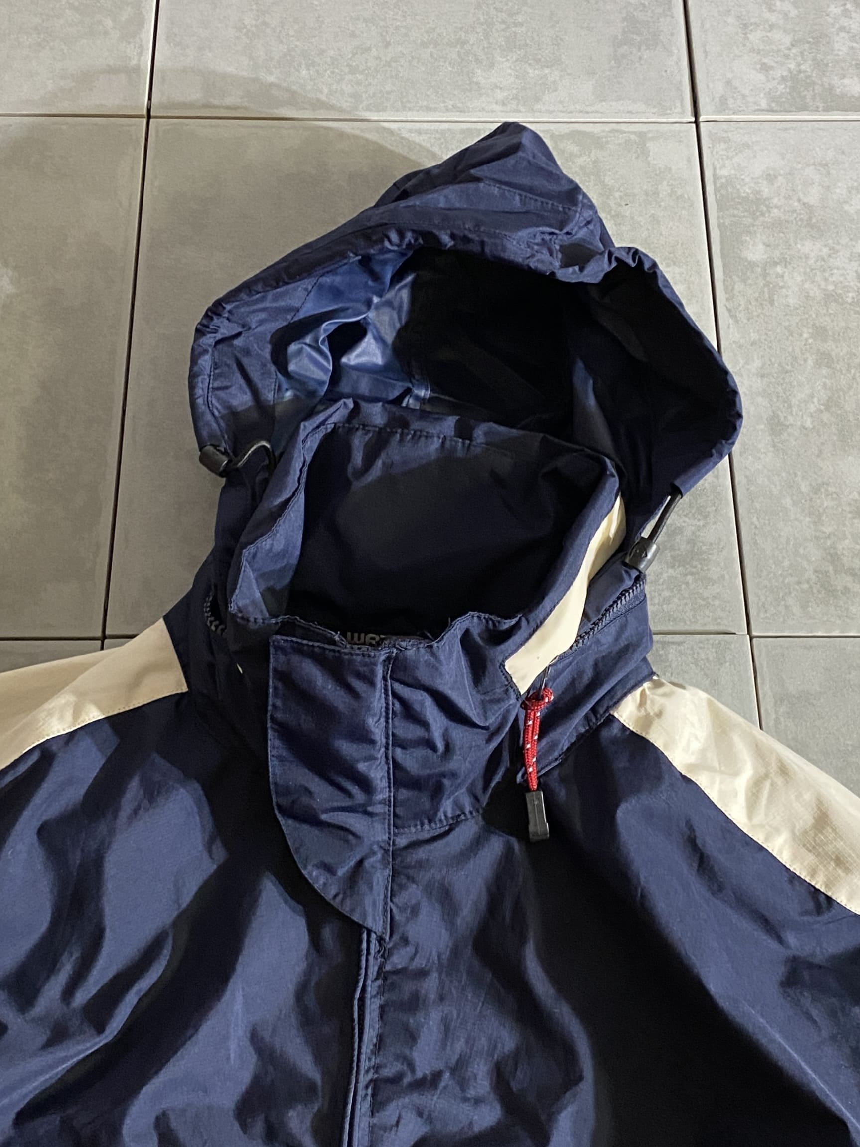 【TOMMY HILFIGER】Water Stop Nylon Jacket