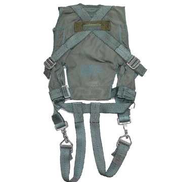 SAFETY HARNESS ミリタリーハーネス 米軍払い下げの商品詳細｜ミリタリーショップなら米軍放出品の専門店の沖縄ミリカジ