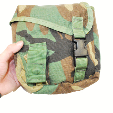 SAFARILAND CARRIER CANTEEN COVER 2 QUART WOODLAND