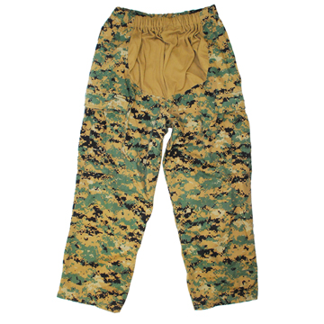 米軍払い下げ品　軍用実物

TROUSER MATERNITY
WOODLAND MARPAT PANTS

女性マタニティ用トラウザーパンツ　
ウッドランドマーパットカラー 

妊婦用

50% COTTON
50% NYLON

妊娠時用の戦闘パンツ
おなかの部分が伸縮性の素材でできており
圧迫感が無く、ポケットの開閉はベルクロタイプになり
楽に動きやすいパンツ。

珍しいタイプのパンツです！

コレクション用にいかがでしょうか？