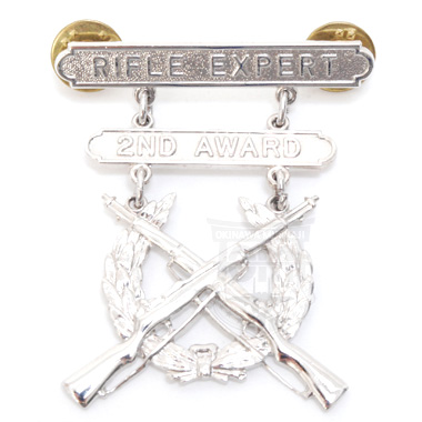 USMC RIFLE EXPERT 2ND AWARD ピンバッチ 米軍払い下げの商品詳細