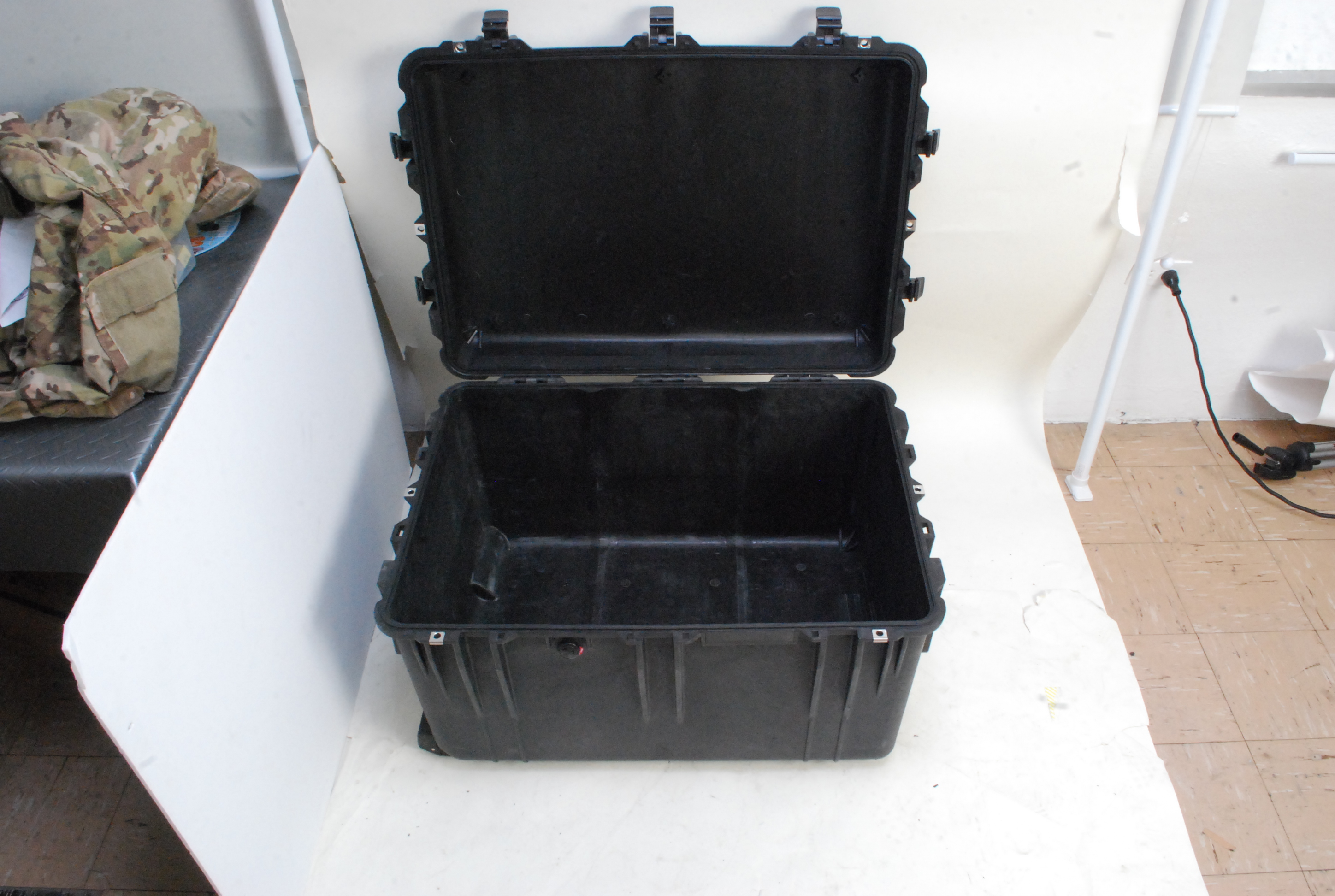 PELICAN BOX 1660 CASE 米軍払い下げの商品詳細｜ミリタリーショップなら米軍放出品の専門店の沖縄ミリカジ