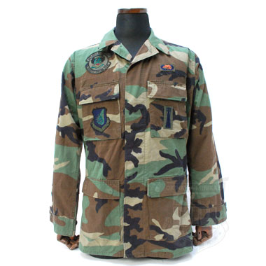 WOODLAND CAMO AIR FORCE BDU JAKET ワッペン付き 米軍払い下げ品の