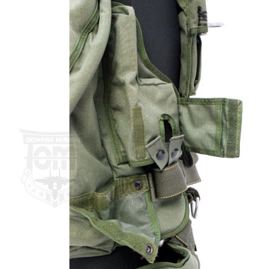 US ARMY MC-4 PARACHUTE RELEASE ON RESERVE VEST NO.2